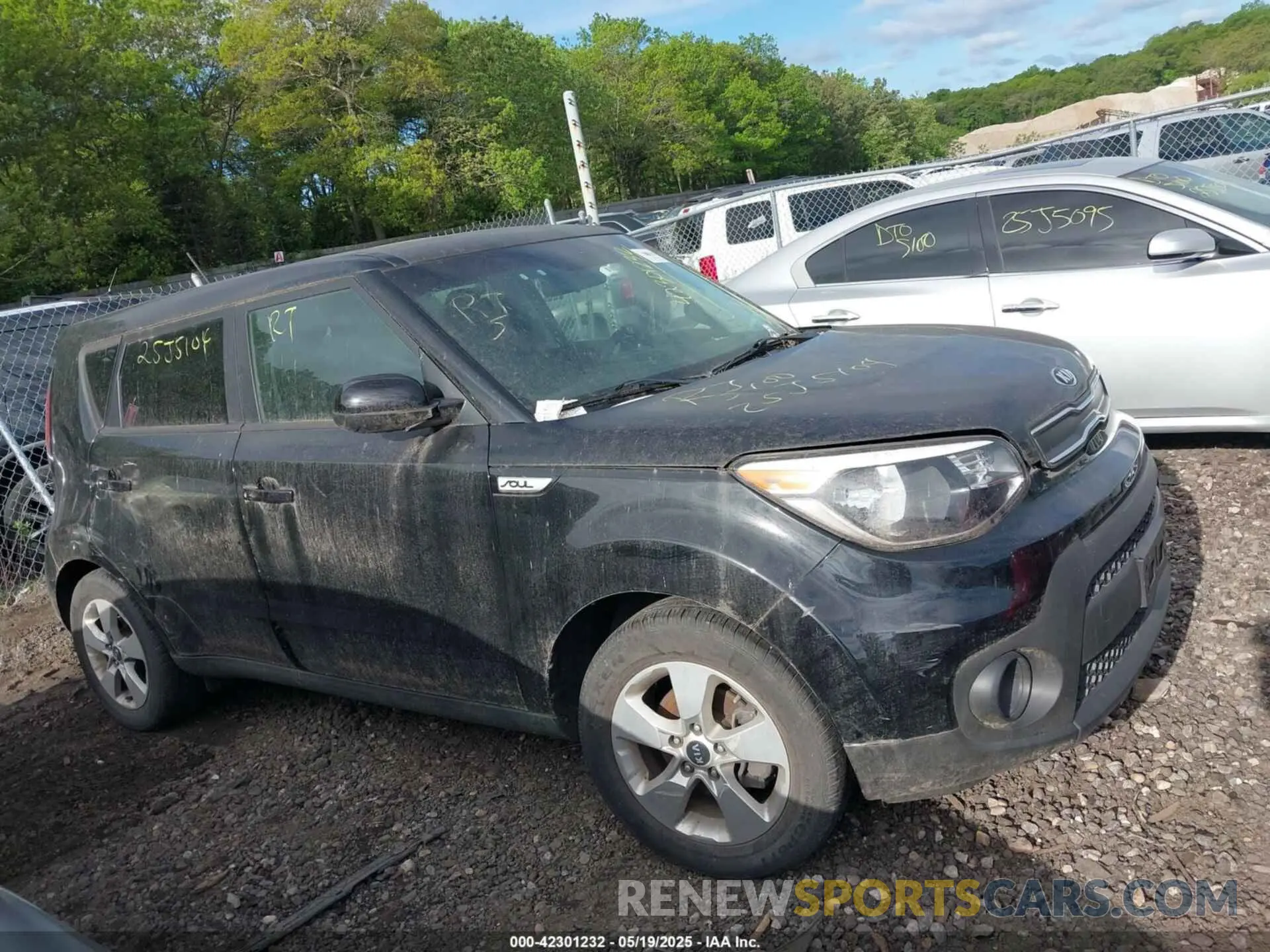 12 fotografías del automóvil dañado KNDJN2A2XK7908371 KIA SOUL 2019