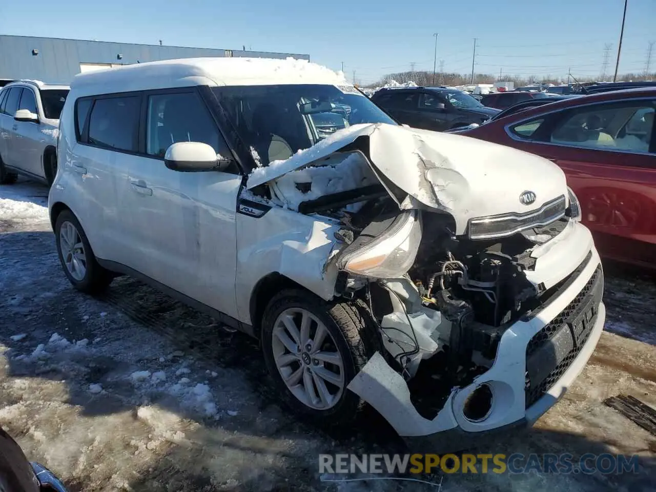 4 fotografías del automóvil dañado KNDJP3A50K7640456 KIA SOUL 2019