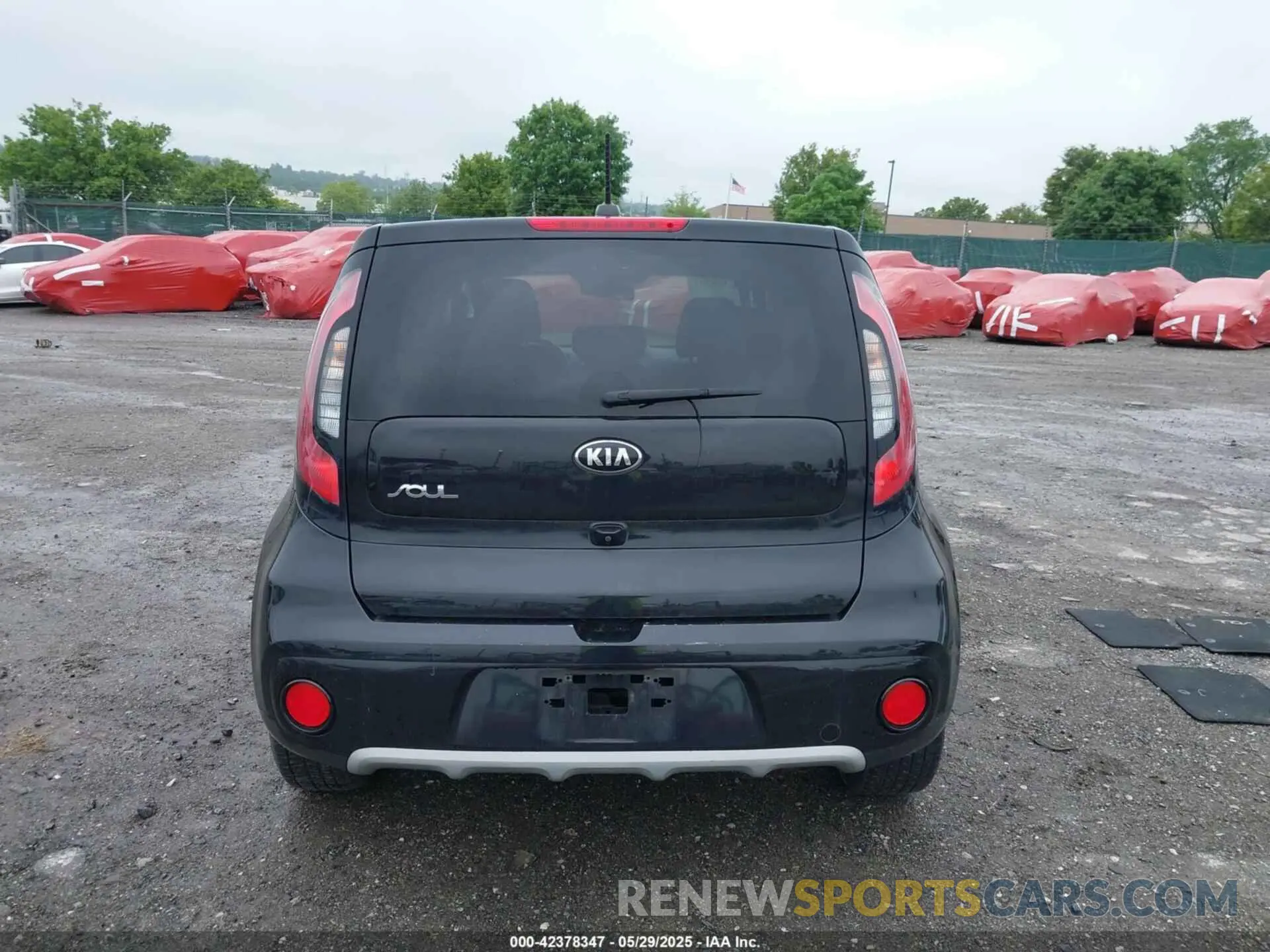 17 fotografías del automóvil dañado KNDJP3A50K7918465 KIA SOUL 2019