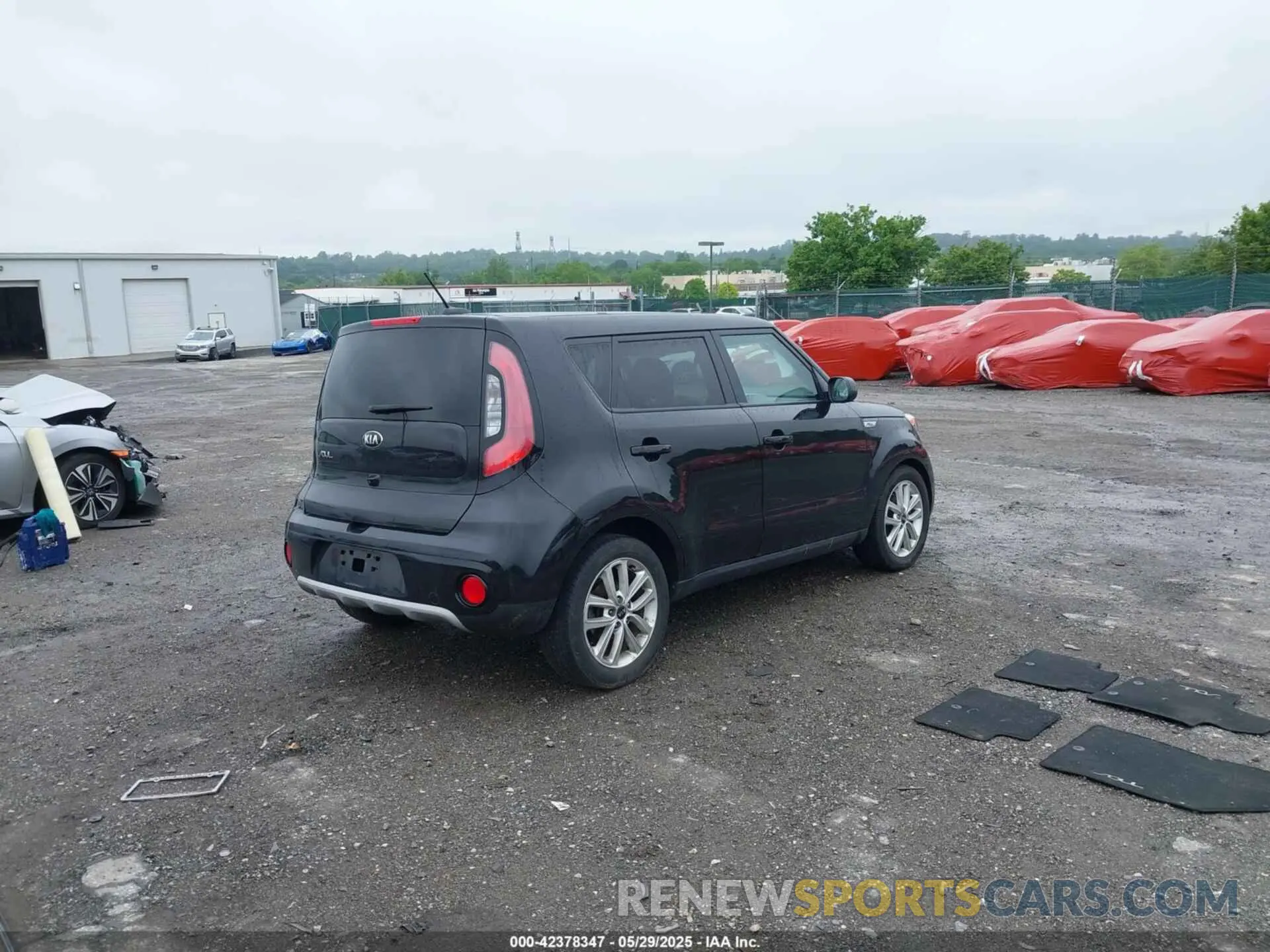 4 fotografías del automóvil dañado KNDJP3A50K7918465 KIA SOUL 2019