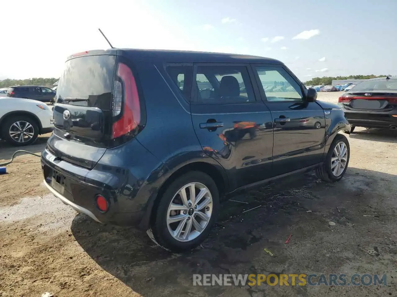 3 fotografías del automóvil dañado KNDJP3A51K7012194 KIA SOUL 2019