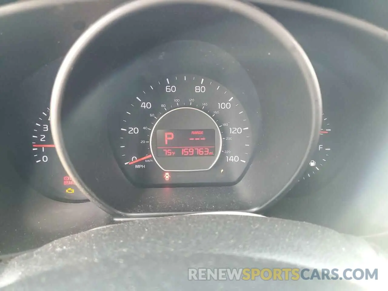 9 fotografías del automóvil dañado KNDJP3A51K7641129 KIA SOUL 2019