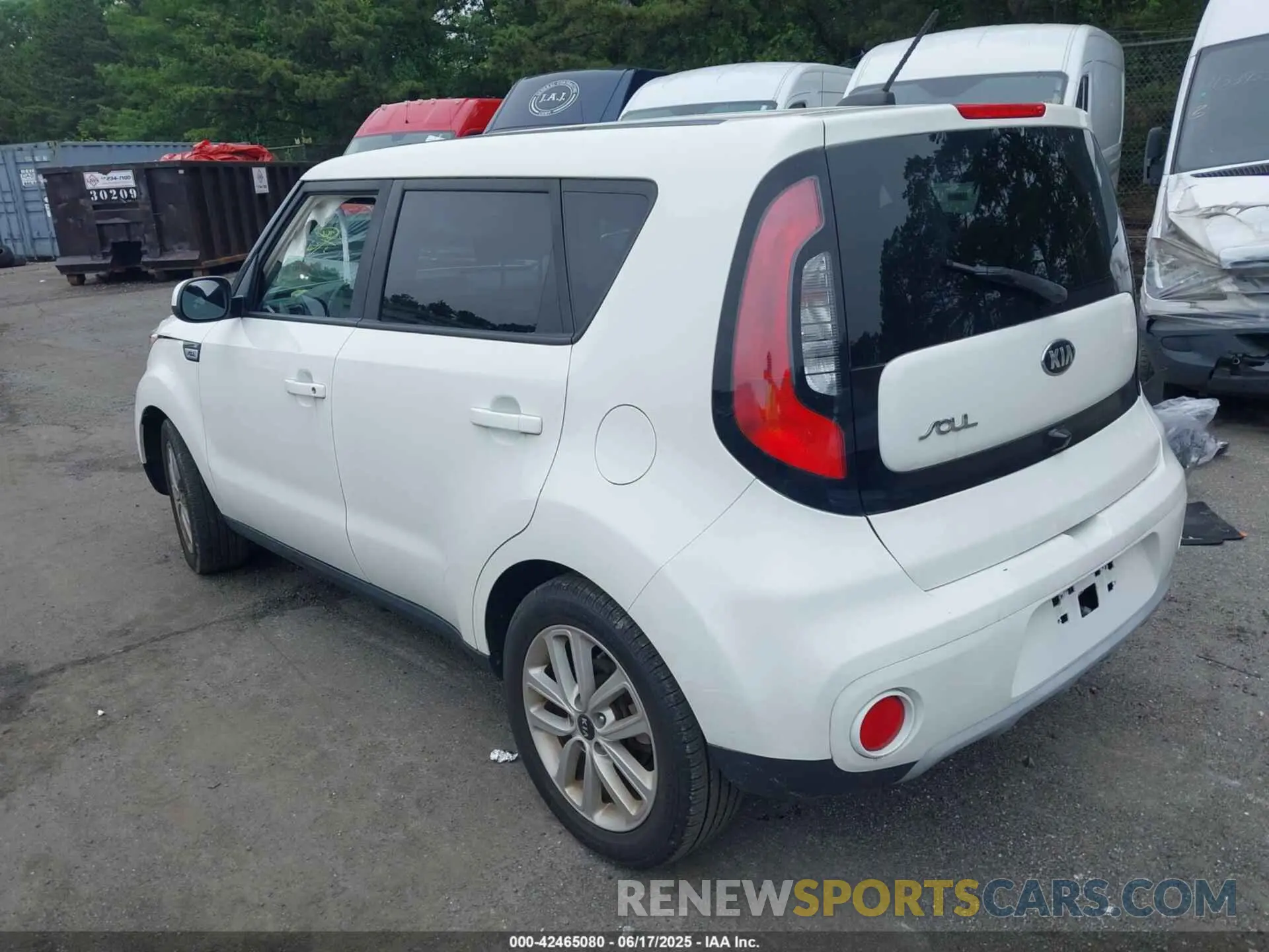 3 fotografías del automóvil dañado KNDJP3A51K7673790 KIA SOUL 2019