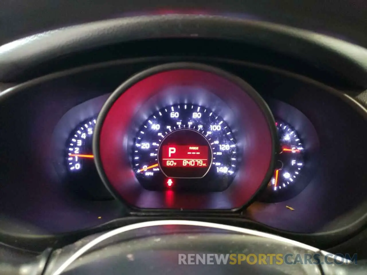 9 fotografías del automóvil dañado KNDJP3A51K7676205 KIA SOUL 2019