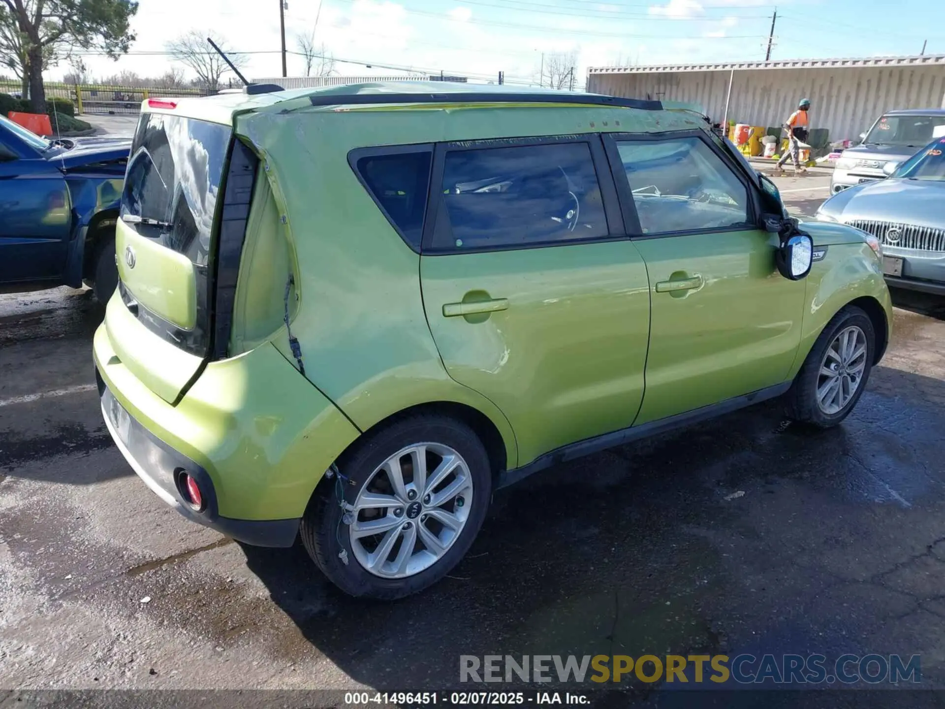 4 fotografías del automóvil dañado KNDJP3A51K7914196 KIA SOUL 2019