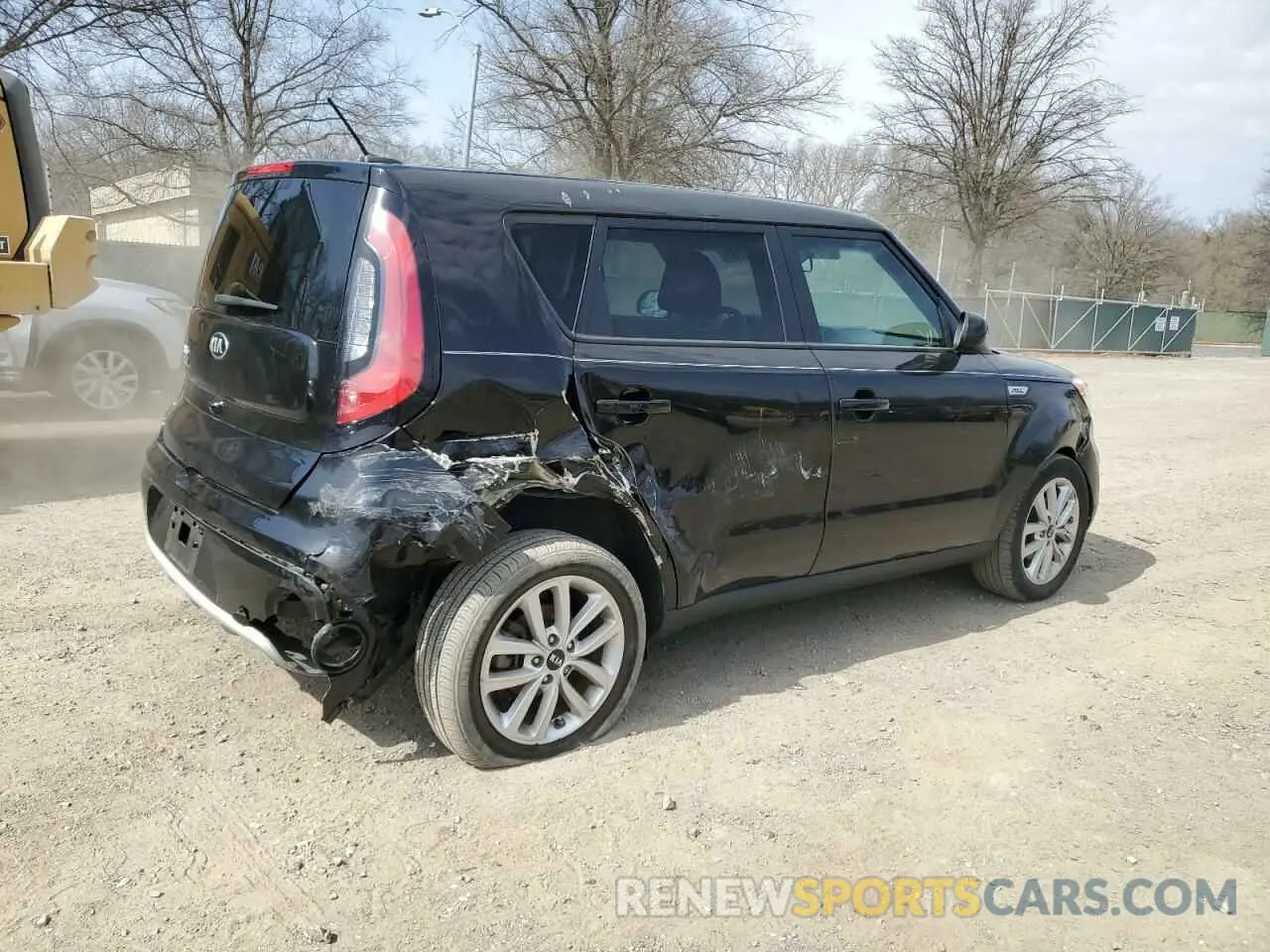 3 fotografías del automóvil dañado KNDJP3A52K7000622 KIA SOUL 2019