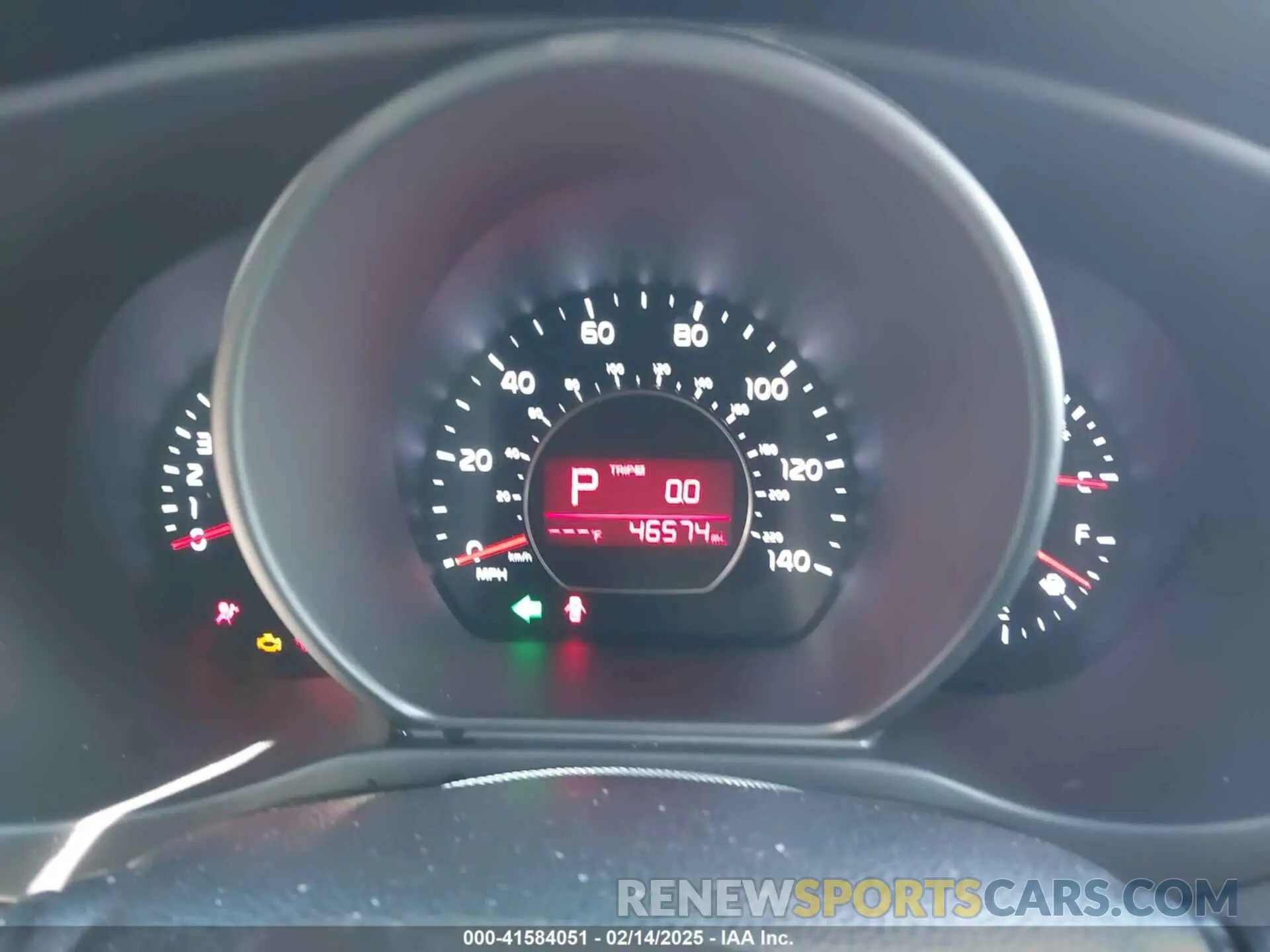 7 fotografías del automóvil dañado KNDJP3A52K7007909 KIA SOUL 2019