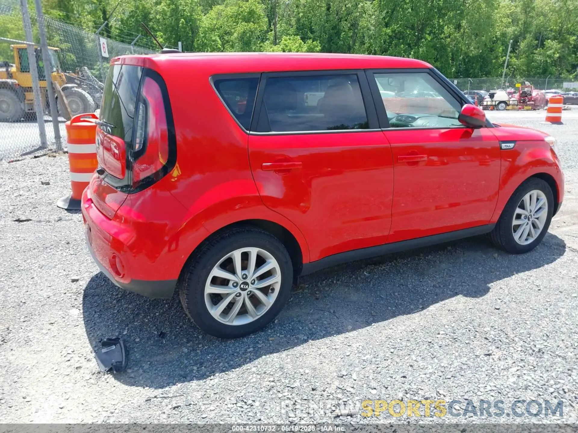4 fotografías del automóvil dañado KNDJP3A53K7632139 KIA SOUL 2019