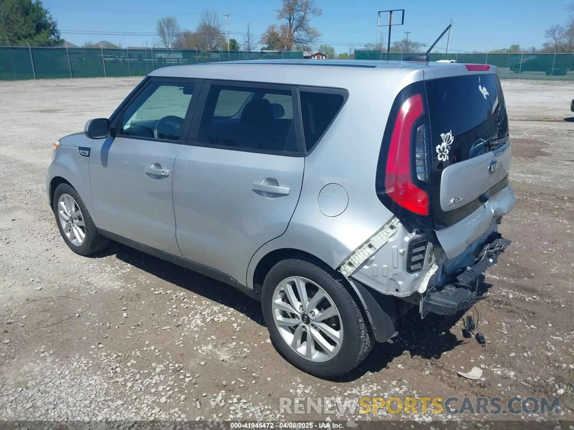 3 fotografías del automóvil dañado KNDJP3A53K7638281 KIA SOUL 2019