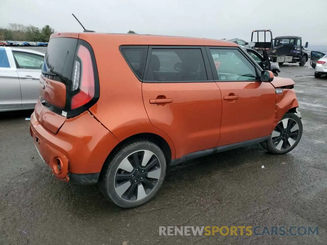 3 fotografías del automóvil dañado KNDJP3A54K7634319 KIA SOUL 2019
