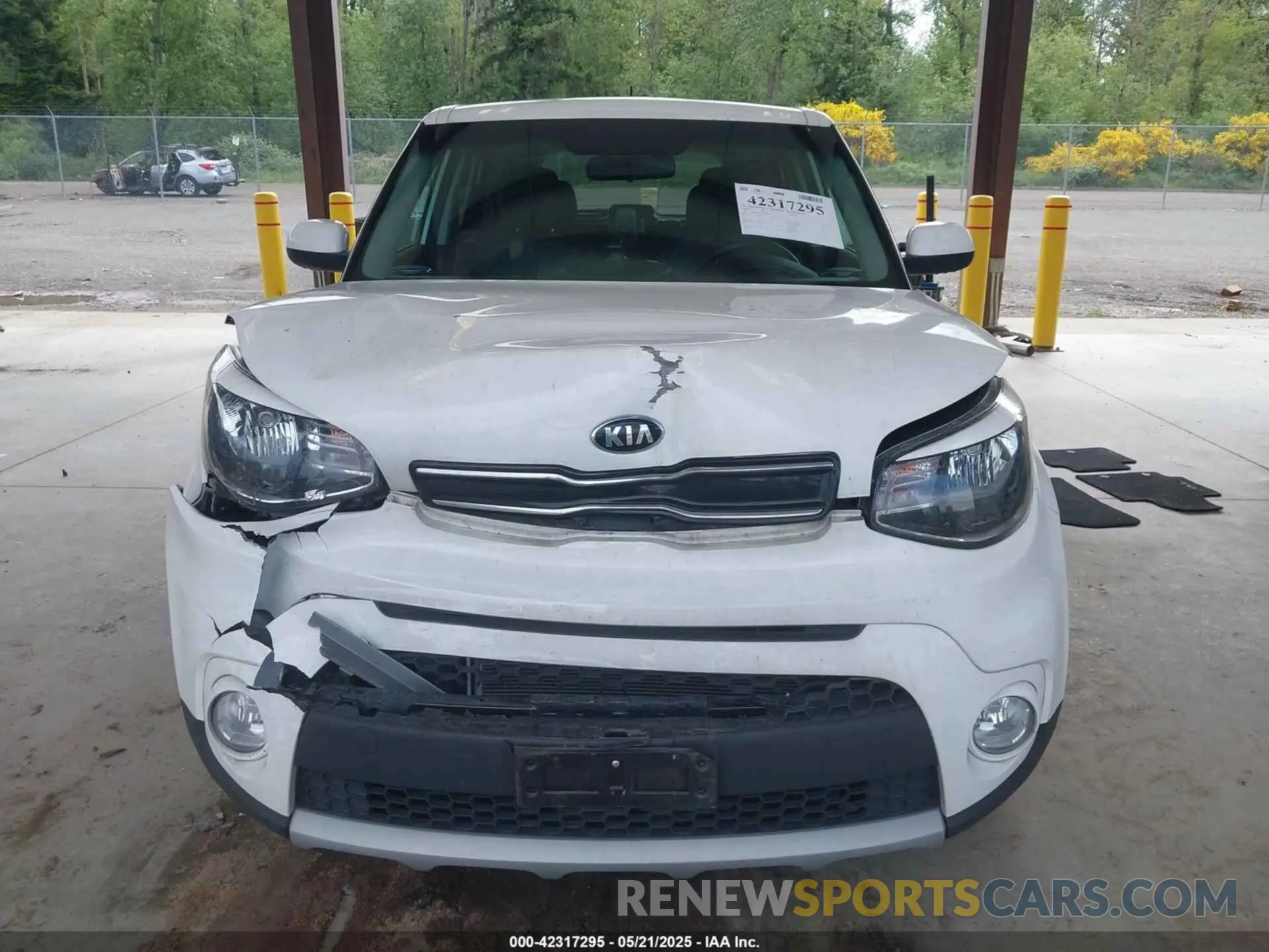 12 fotografías del automóvil dañado KNDJP3A55K7008018 KIA SOUL 2019