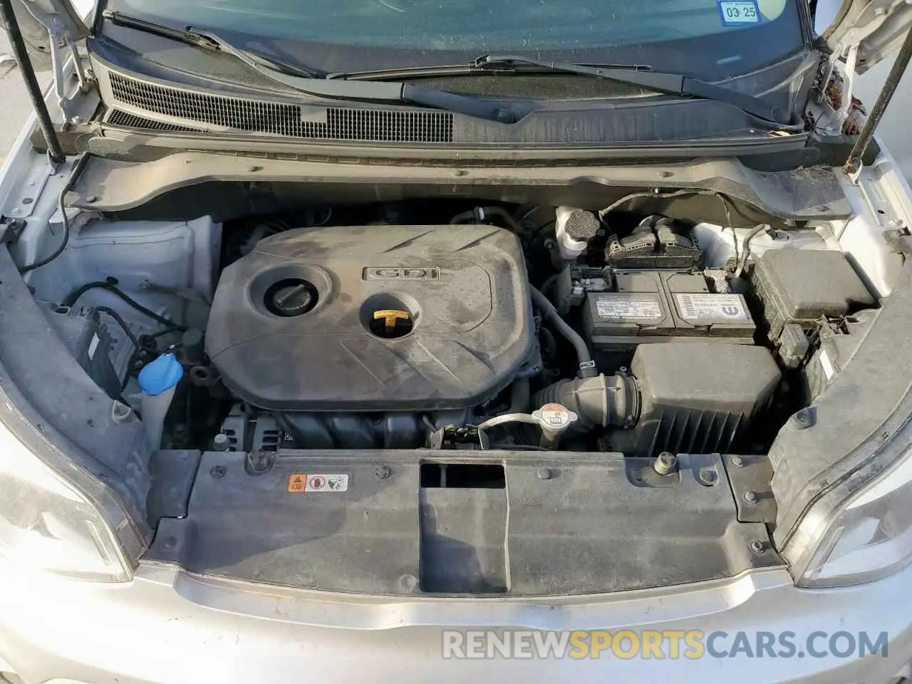 11 fotografías del automóvil dañado KNDJP3A55K7637181 KIA SOUL 2019