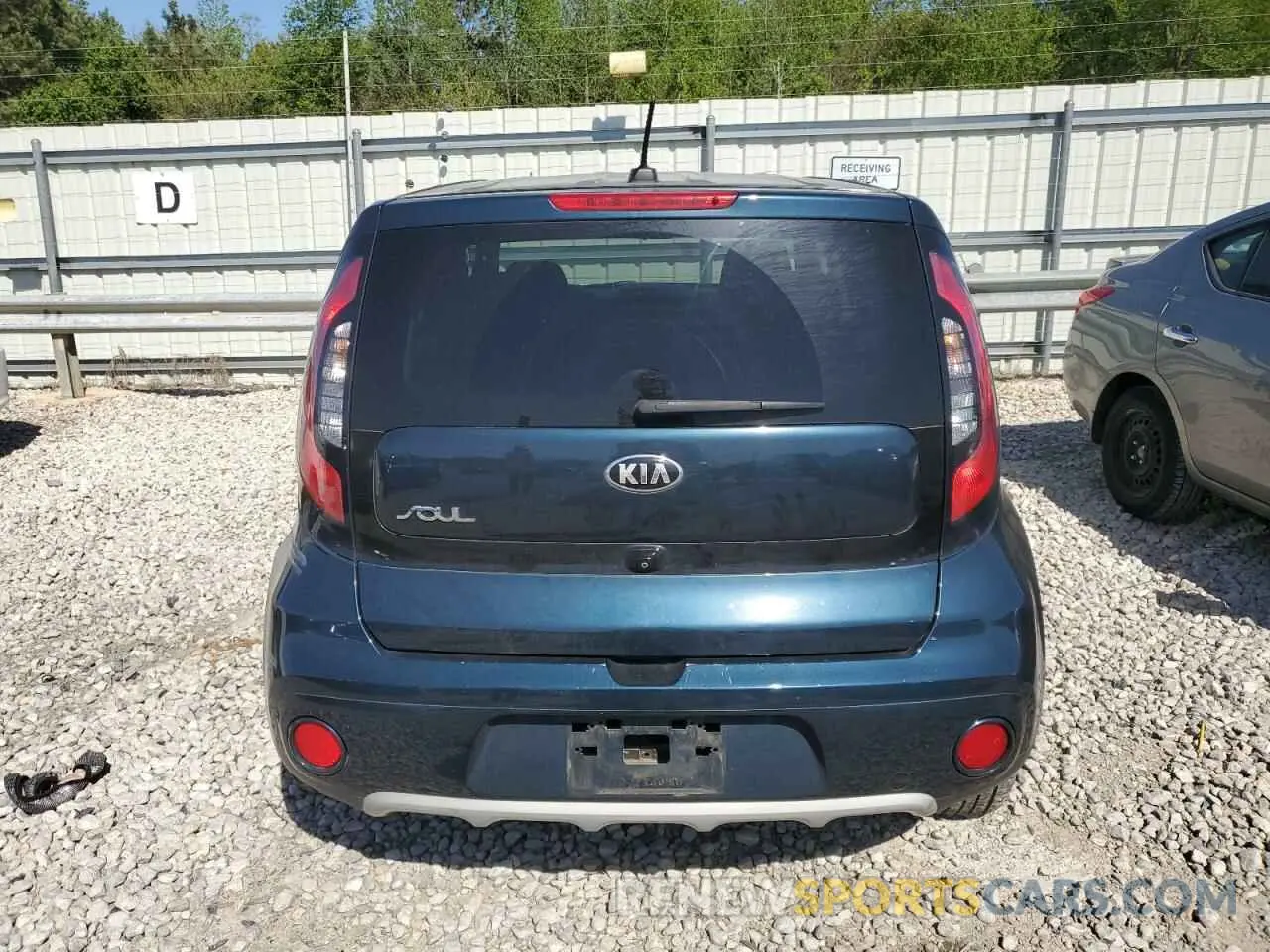 6 fotografías del automóvil dañado KNDJP3A55K7672559 KIA SOUL 2019
