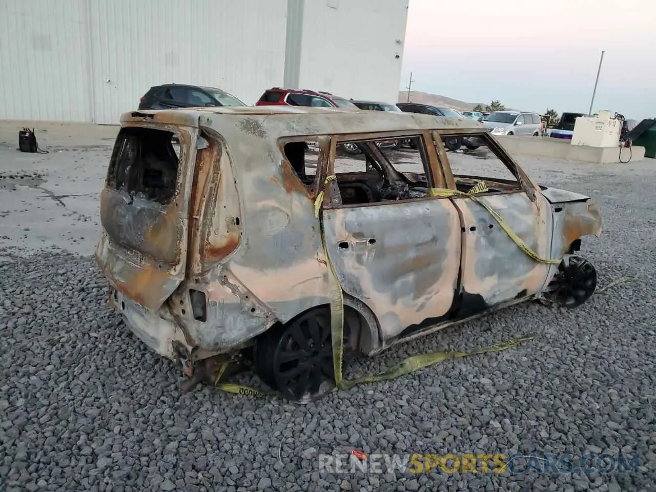 3 fotografías del automóvil dañado KNDJP3A56K7656337 KIA SOUL 2019