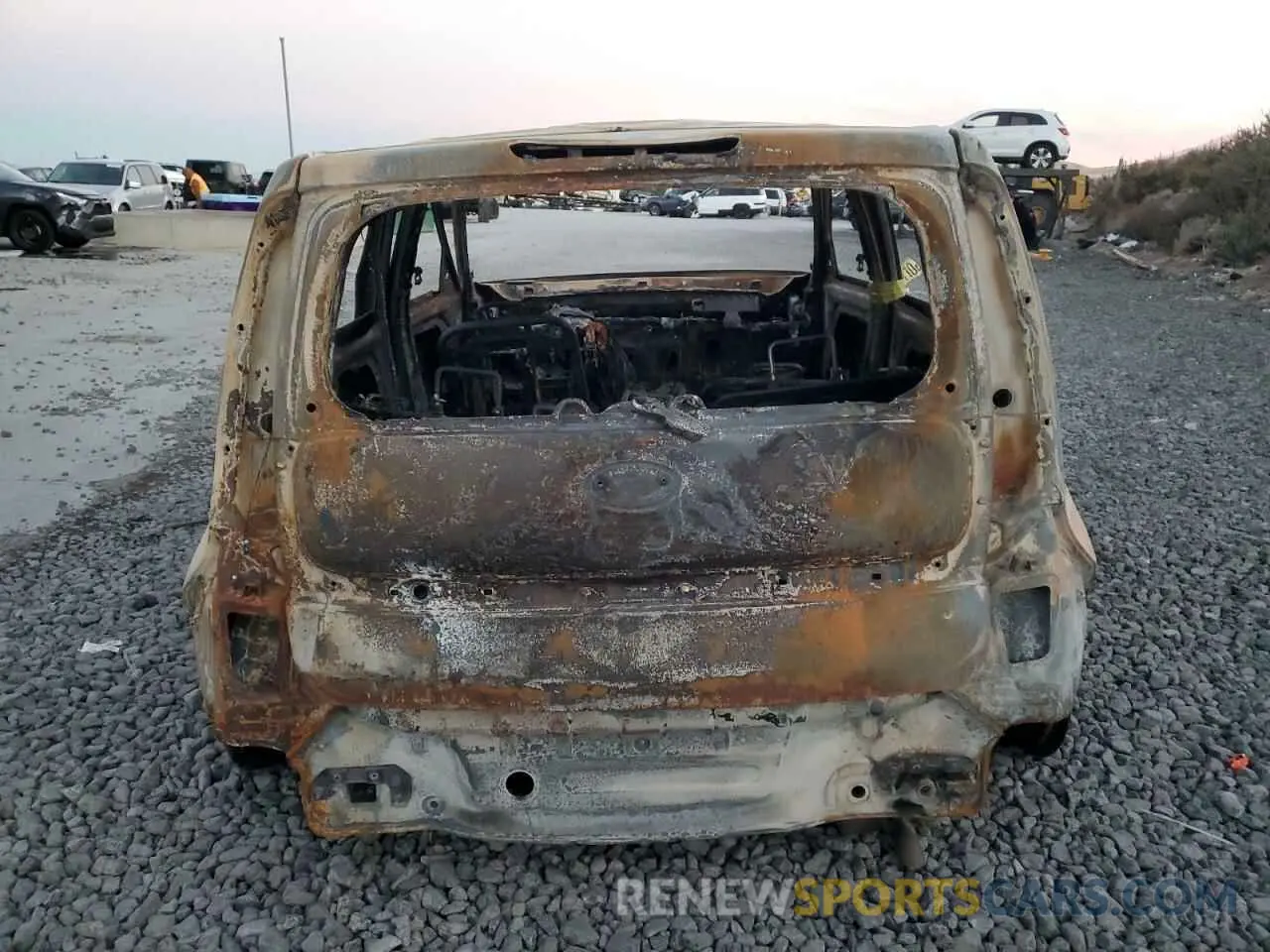 6 fotografías del automóvil dañado KNDJP3A56K7656337 KIA SOUL 2019