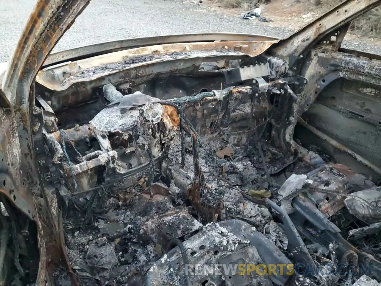 8 fotografías del automóvil dañado KNDJP3A56K7656337 KIA SOUL 2019