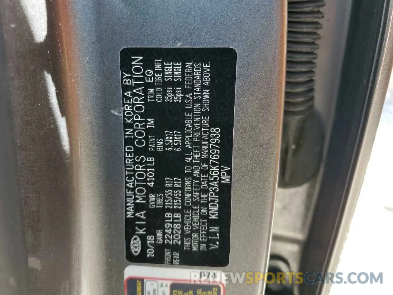 14 fotografías del automóvil dañado KNDJP3A56K7697938 KIA SOUL 2019