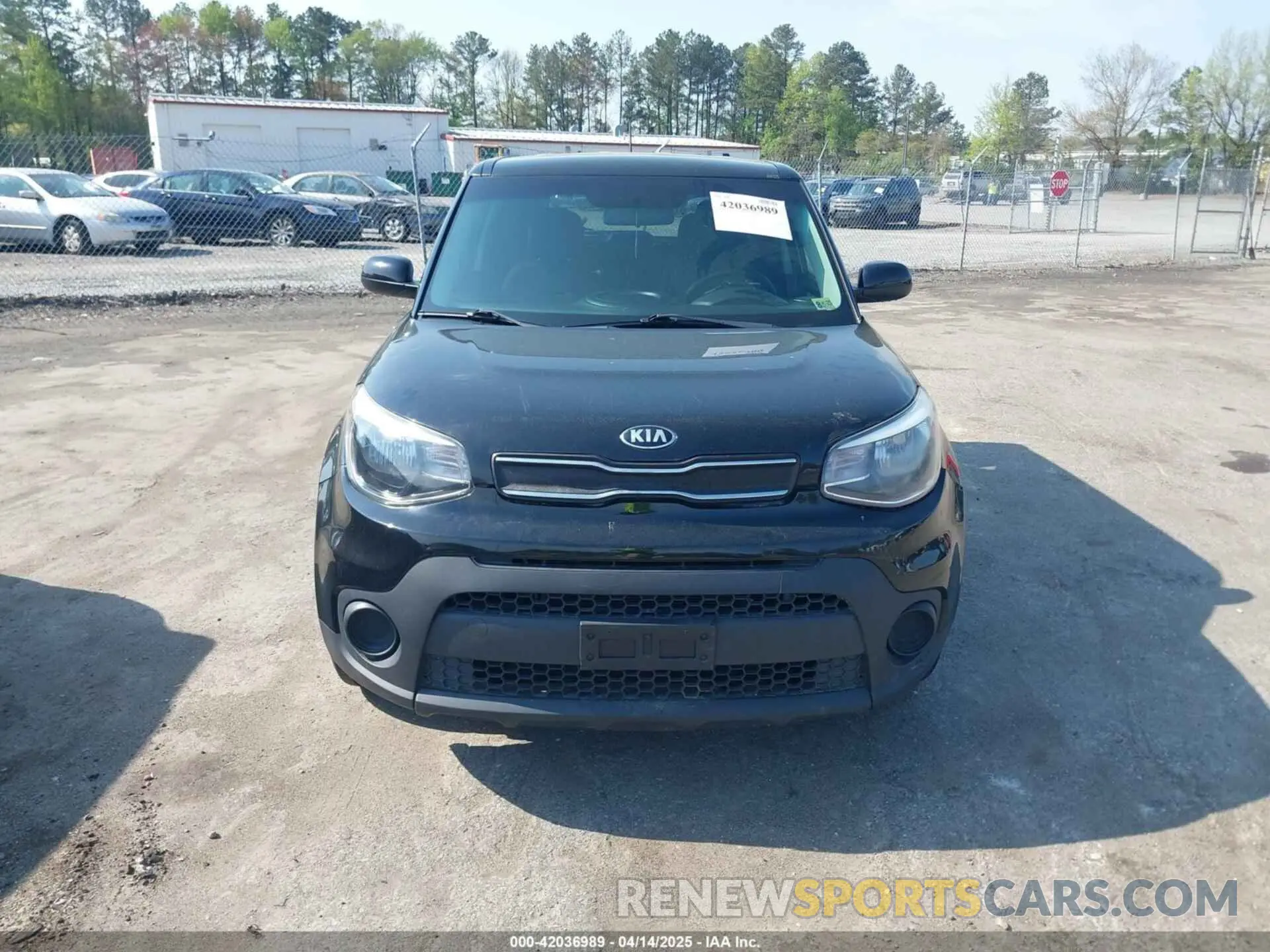 12 fotografías del automóvil dañado KNDJP3A56K7908782 KIA SOUL 2019