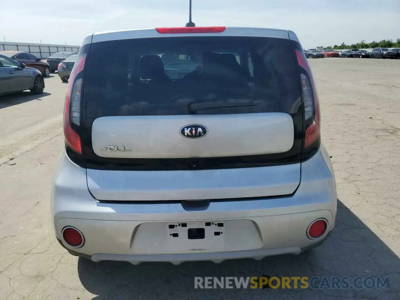 6 fotografías del automóvil dañado KNDJP3A57K7003015 KIA SOUL 2019