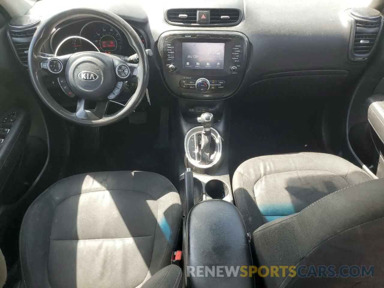8 fotografías del automóvil dañado KNDJP3A57K7003015 KIA SOUL 2019