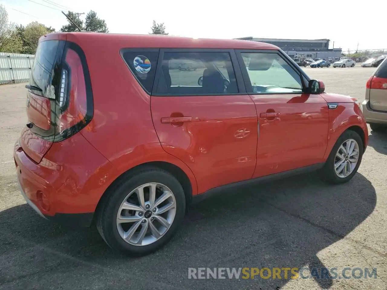 3 fotografías del automóvil dañado KNDJP3A57K7023202 KIA SOUL 2019