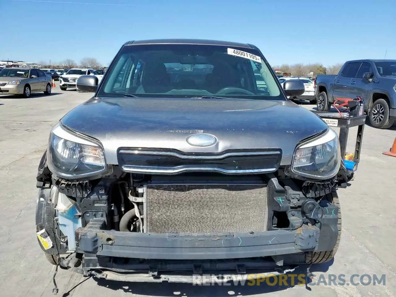 5 fotografías del automóvil dañado KNDJP3A57K7649526 KIA SOUL 2019