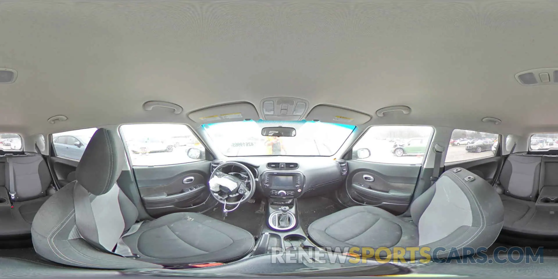 14 fotografías del automóvil dañado KNDJP3A57K7672031 KIA SOUL 2019