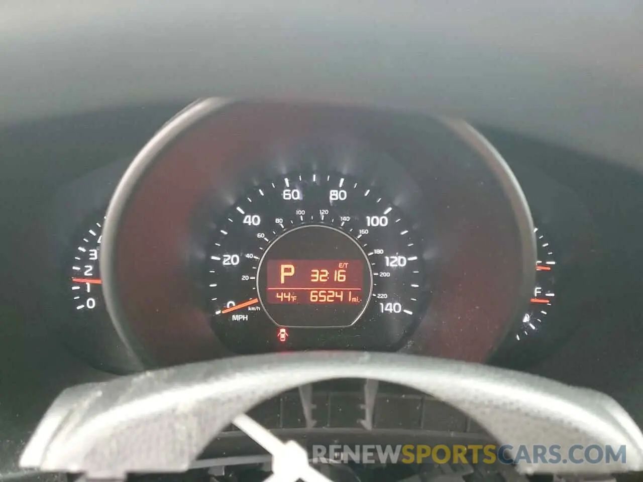 9 fotografías del automóvil dañado KNDJP3A57K7672031 KIA SOUL 2019