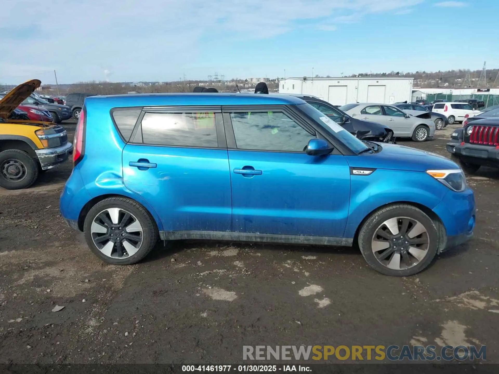 13 fotografías del automóvil dañado KNDJP3A57K7672479 KIA SOUL 2019