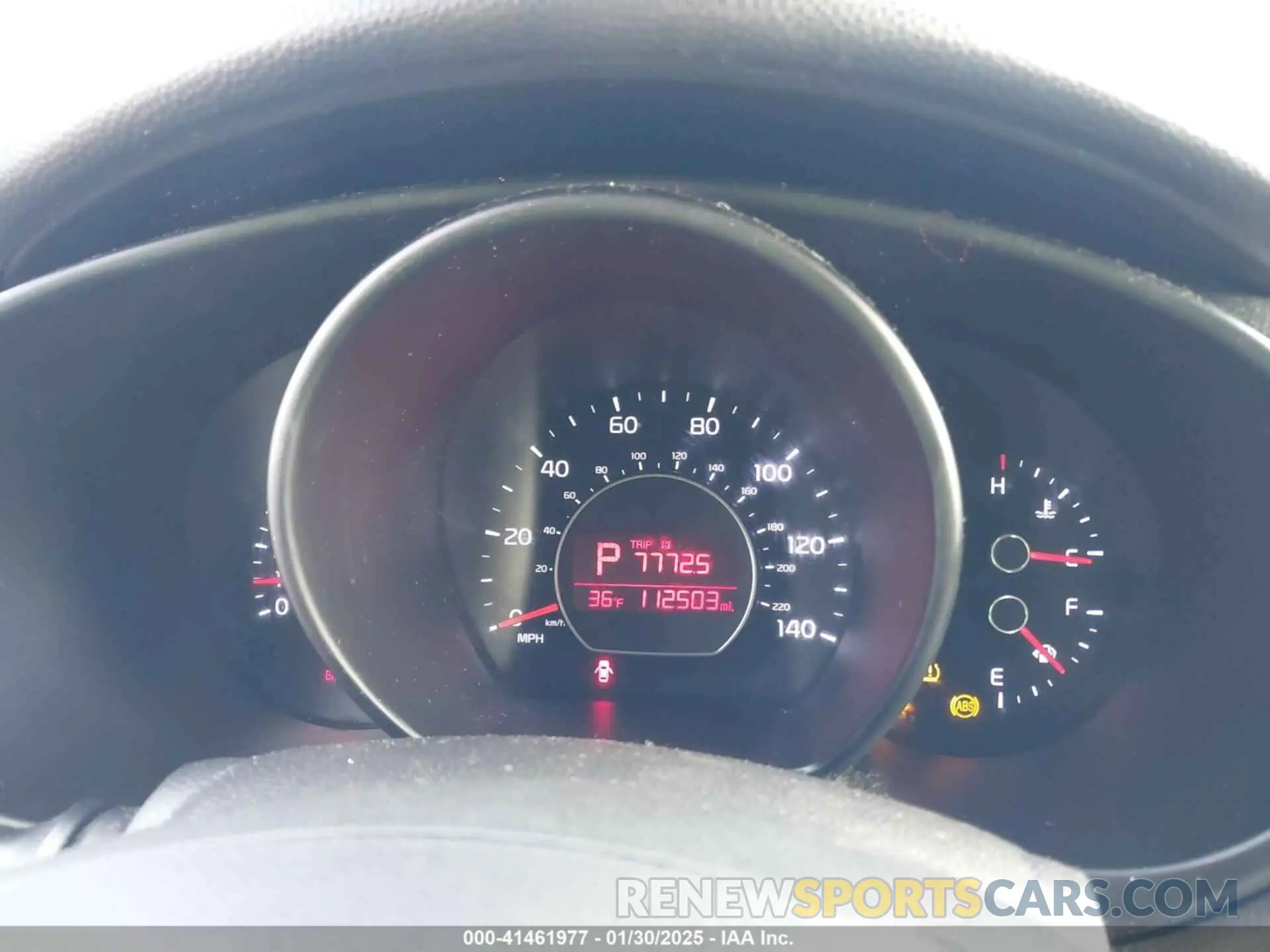 7 fotografías del automóvil dañado KNDJP3A57K7672479 KIA SOUL 2019