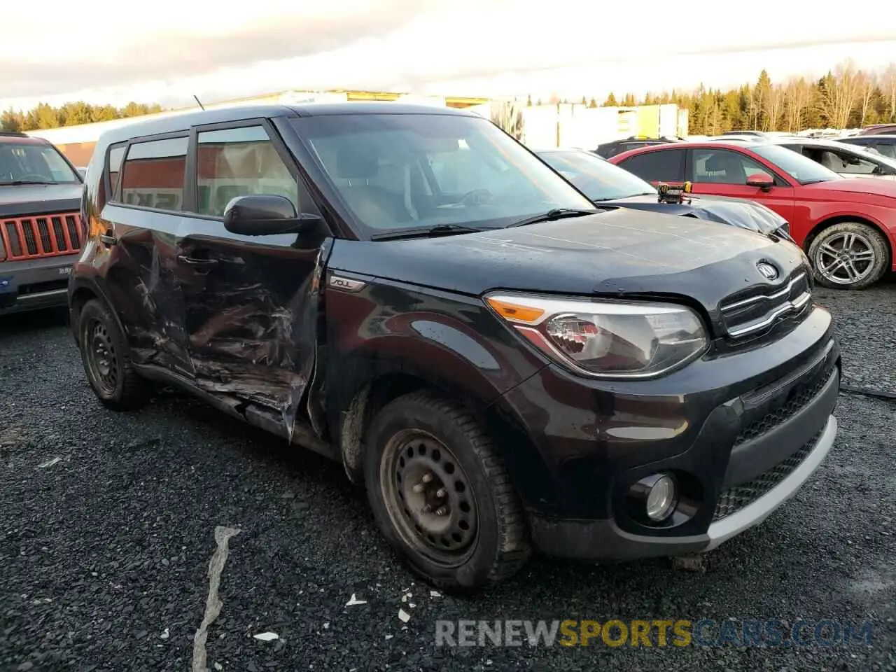 4 fotografías del automóvil dañado KNDJP3A59K7678722 KIA SOUL 2019