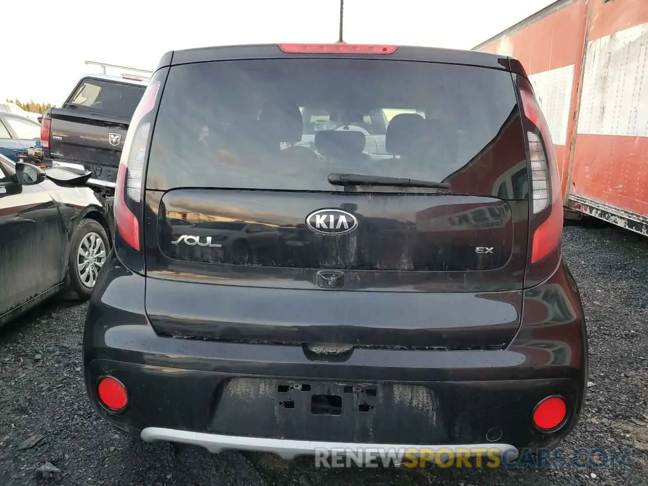 6 fotografías del automóvil dañado KNDJP3A59K7678722 KIA SOUL 2019