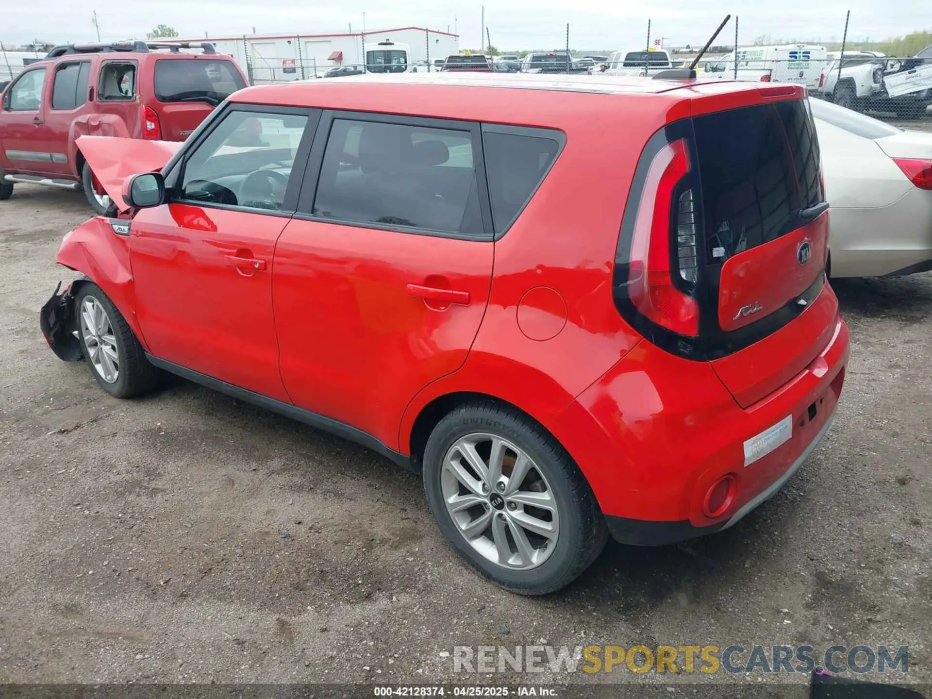 3 fotografías del automóvil dañado KNDJP3A5XK7640660 KIA SOUL 2019