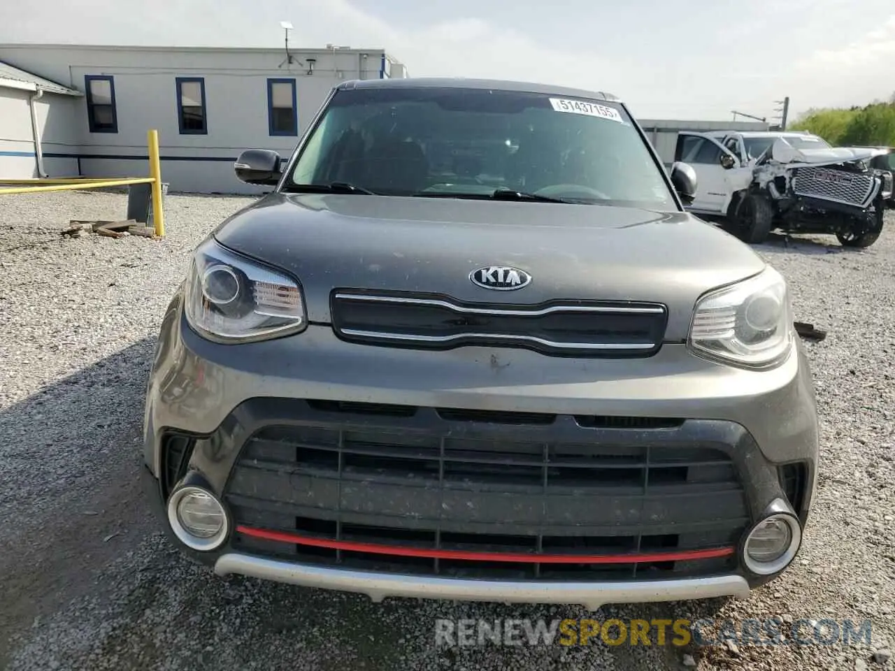 5 fotografías del automóvil dañado KNDJX3AAXK7647475 KIA SOUL 2019