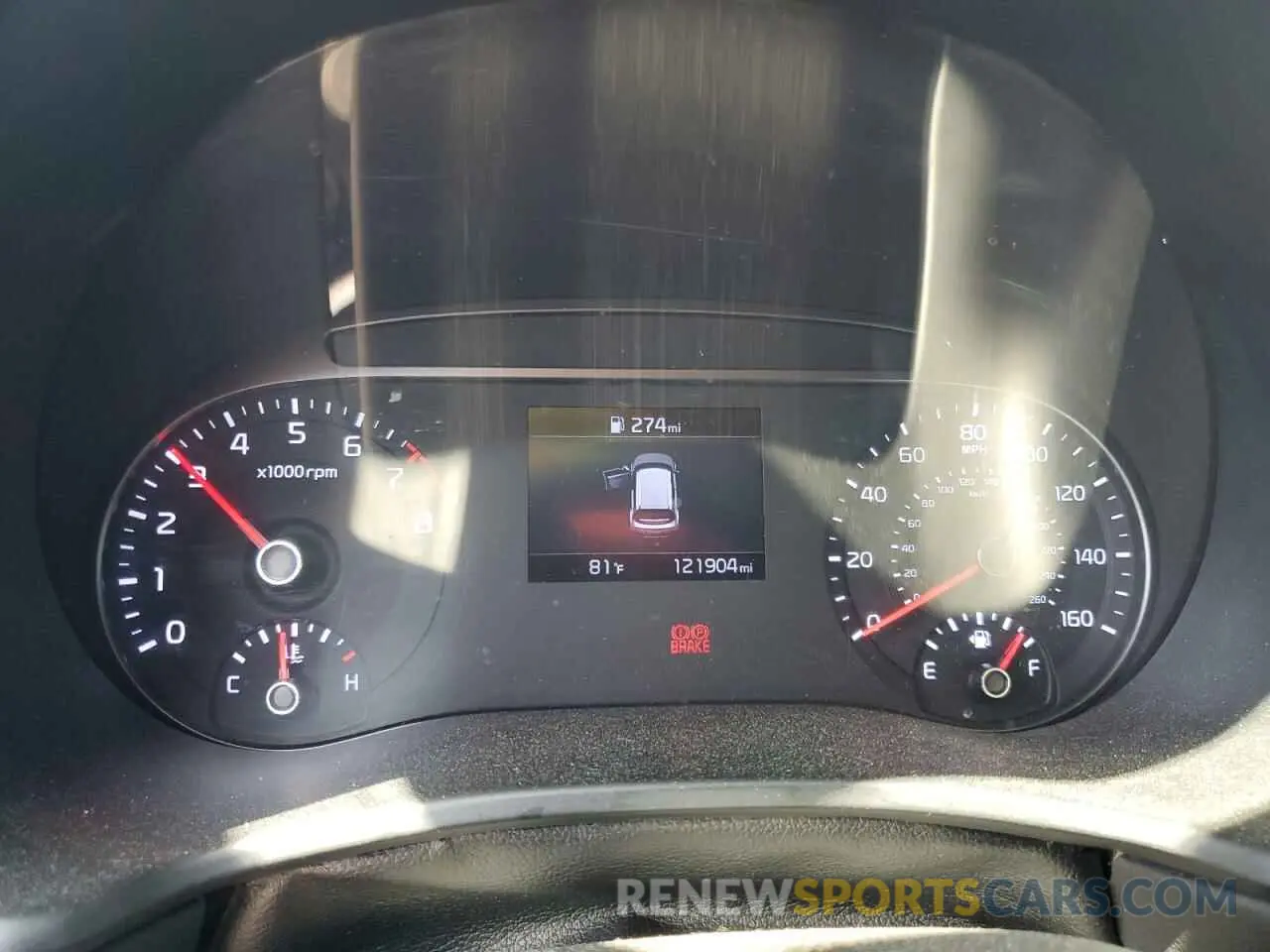 9 fotografías del automóvil dañado KNDJ22AUXL7070189 KIA SOUL 2020