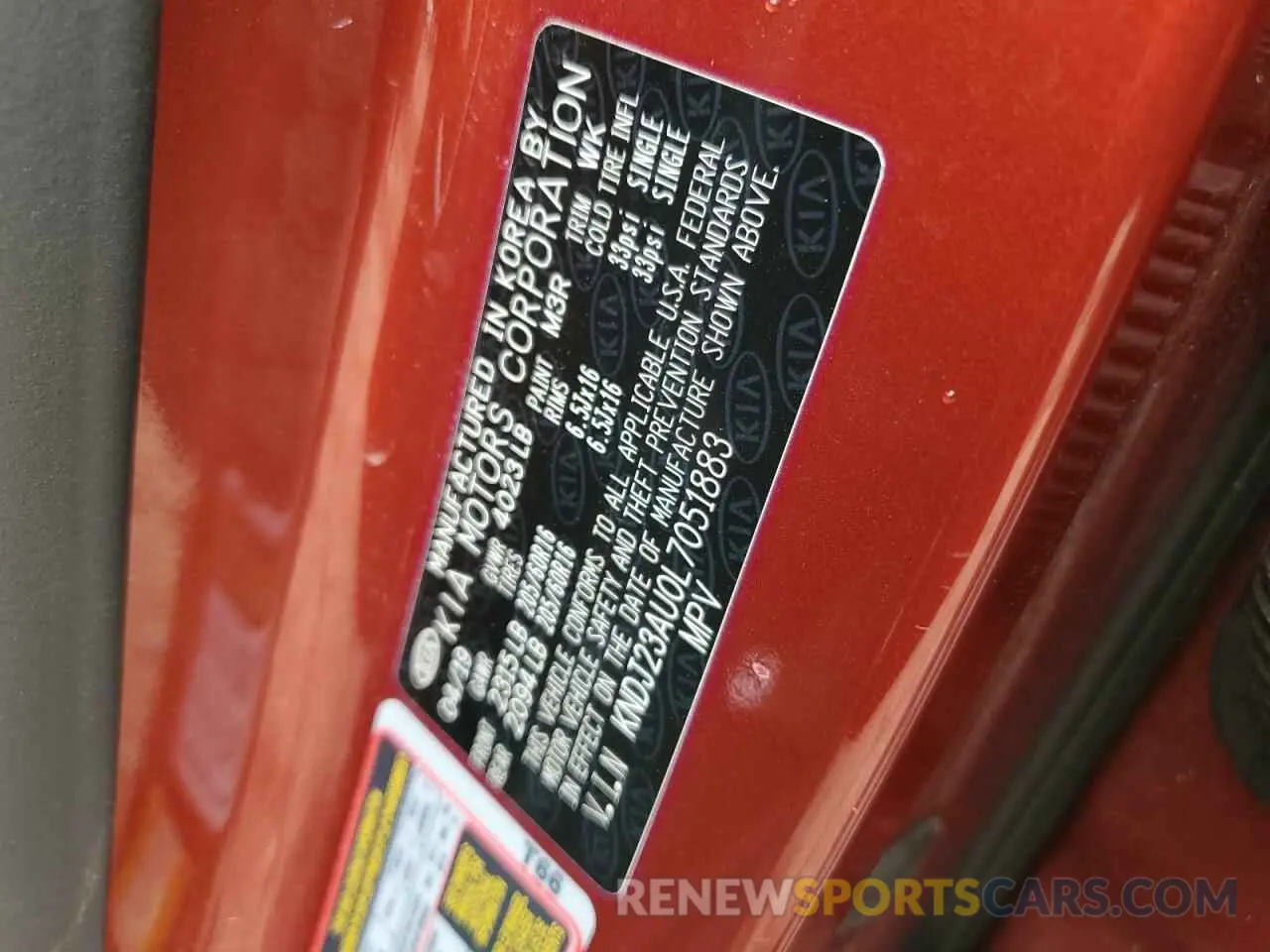 12 fotografías del automóvil dañado KNDJ23AU0L7051883 KIA SOUL 2020