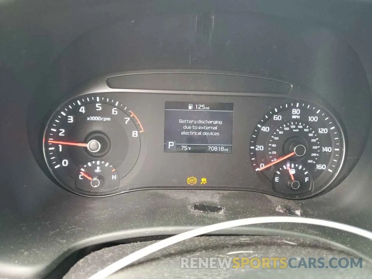 9 fotografías del automóvil dañado KNDJ23AU0L7051883 KIA SOUL 2020