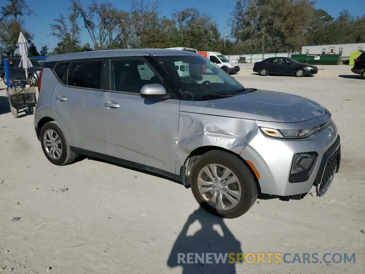 4 fotografías del automóvil dañado KNDJ23AU0L7070031 KIA SOUL 2020