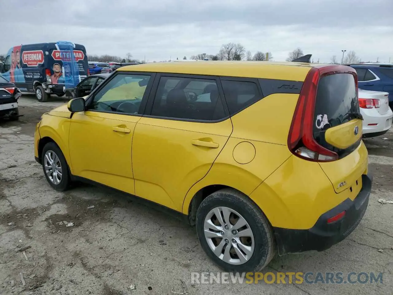 2 fotografías del automóvil dañado KNDJ23AU0L7080106 KIA SOUL 2020