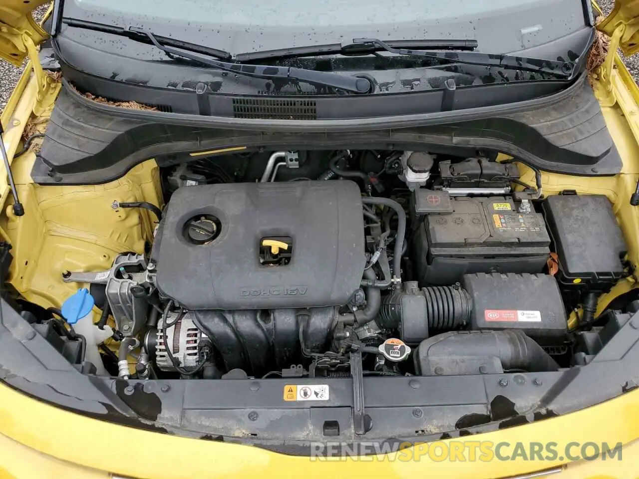 11 fotografías del automóvil dañado KNDJ23AU0L7092613 KIA SOUL 2020