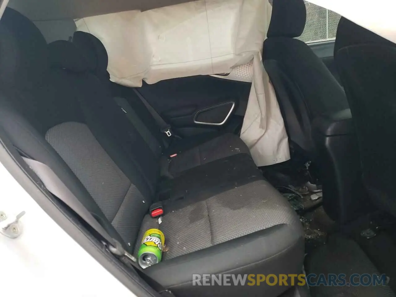 11 fotografías del automóvil dañado KNDJ23AU0L7097259 KIA SOUL 2020