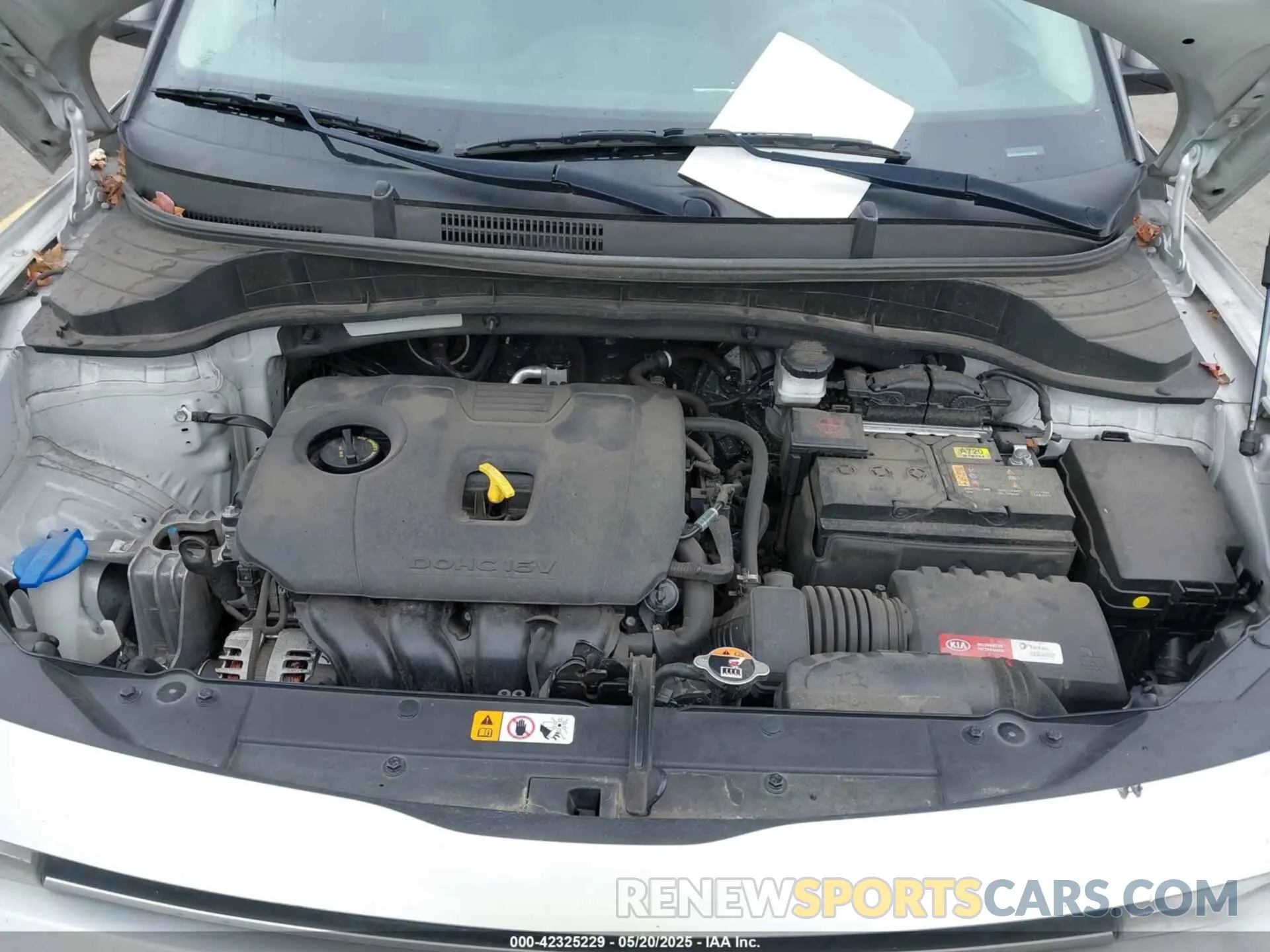 10 fotografías del automóvil dañado KNDJ23AU0L7110916 KIA SOUL 2020