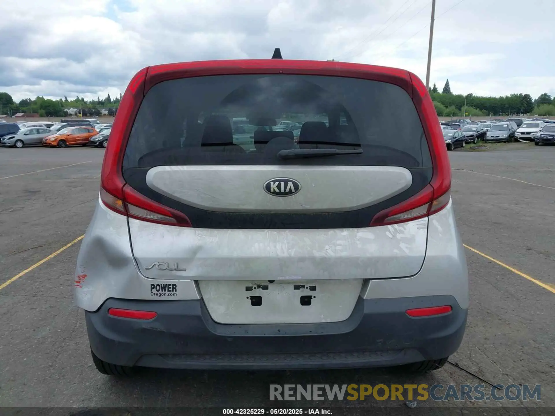 16 fotografías del automóvil dañado KNDJ23AU0L7110916 KIA SOUL 2020