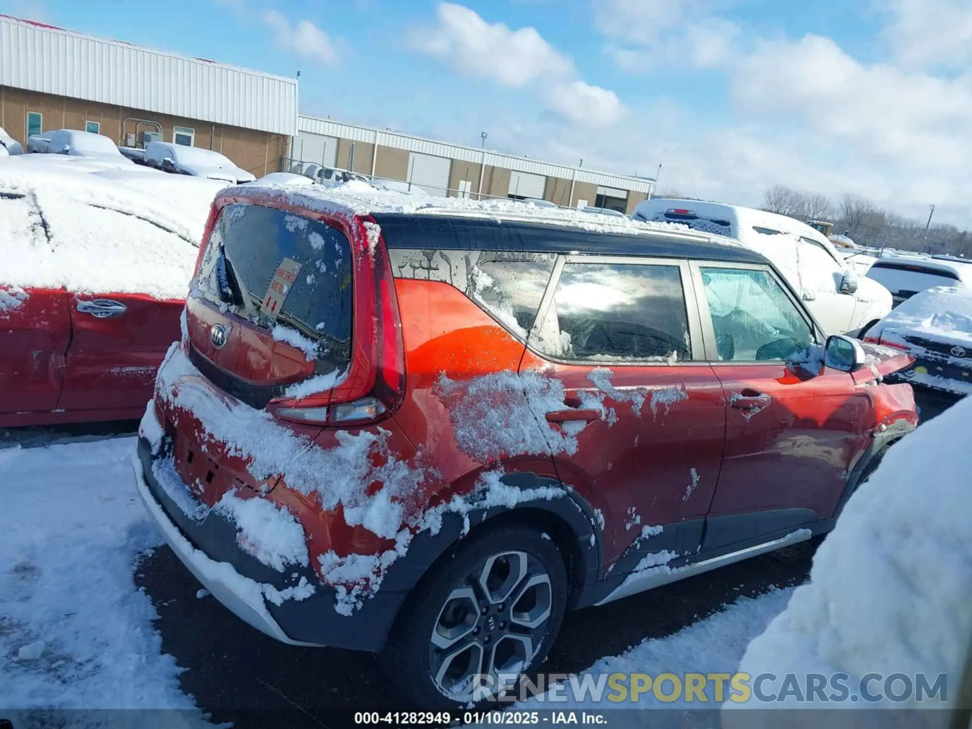 13 fotografías del automóvil dañado KNDJ23AU0L7121625 KIA SOUL 2020