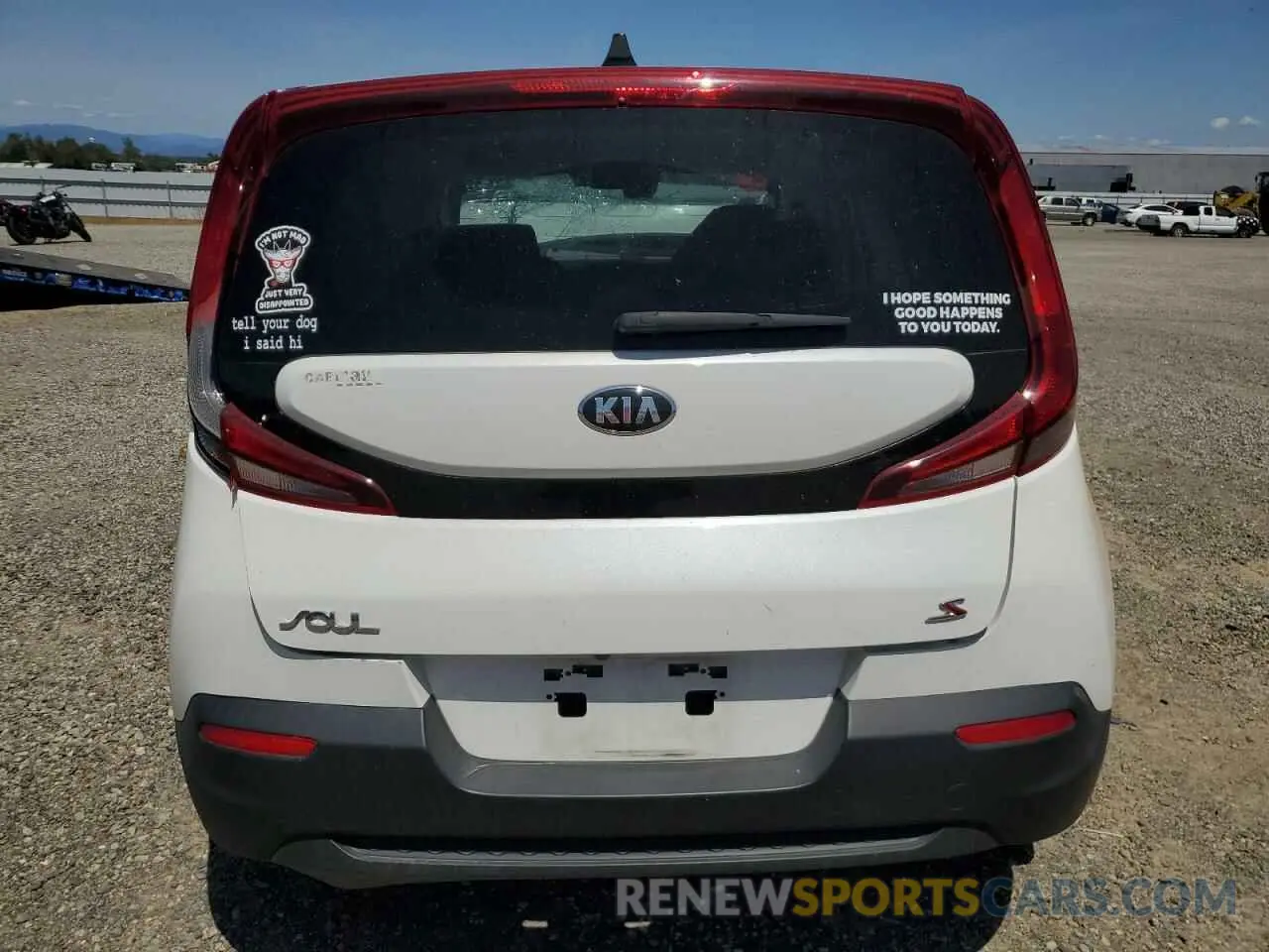 6 fotografías del automóvil dañado KNDJ23AU0L7702039 KIA SOUL 2020
