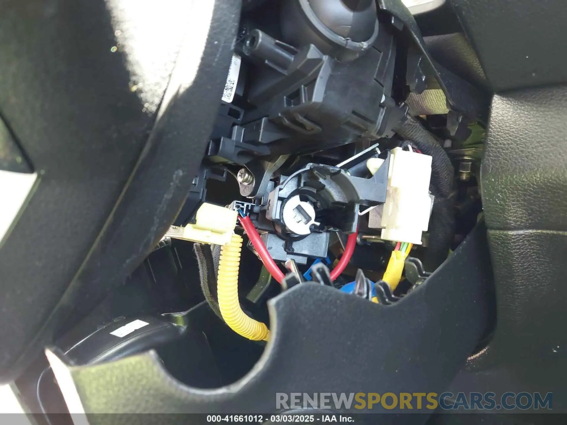 17 fotografías del automóvil dañado KNDJ23AU0L7712585 KIA SOUL 2020