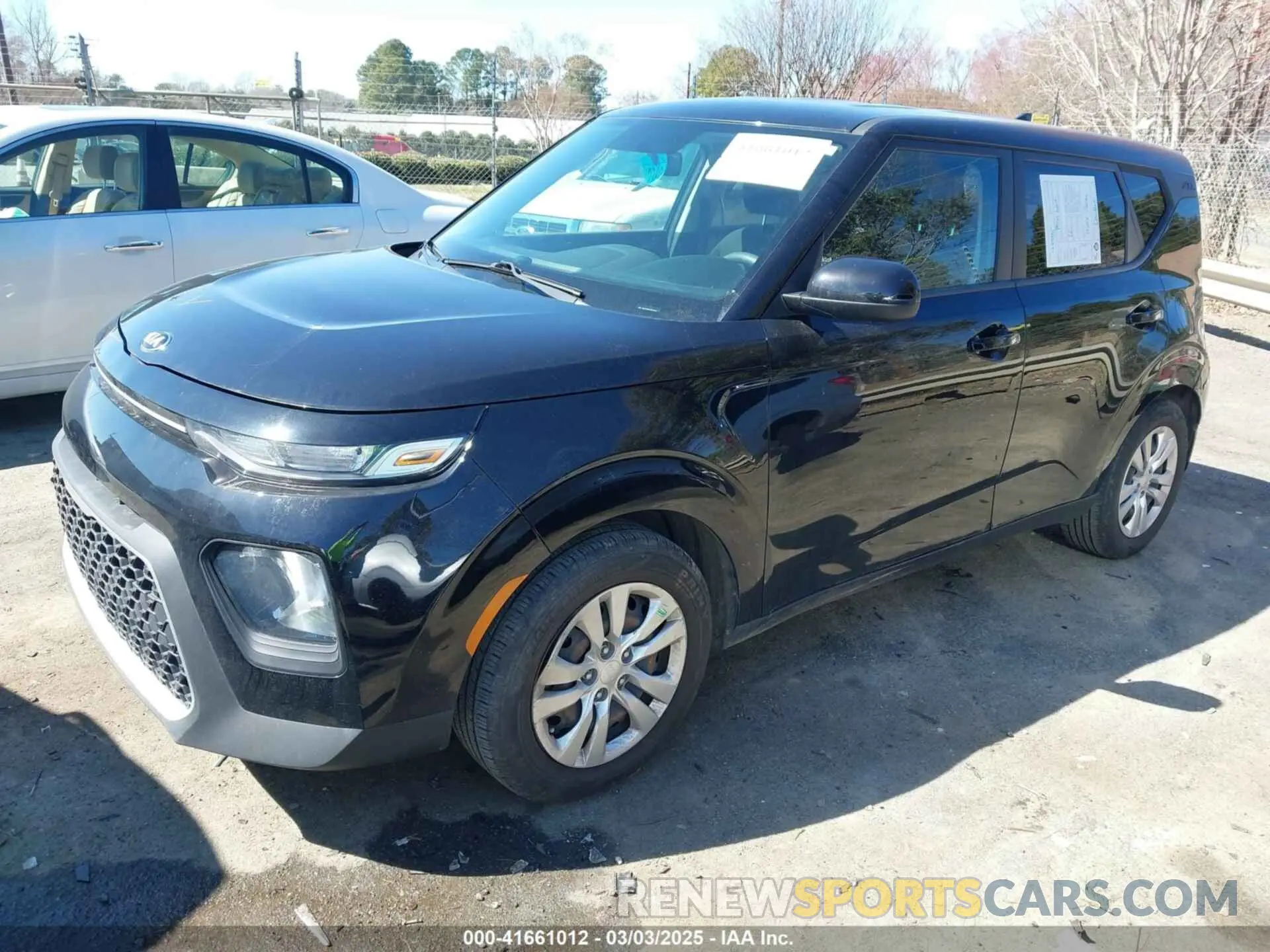 2 fotografías del automóvil dañado KNDJ23AU0L7712585 KIA SOUL 2020