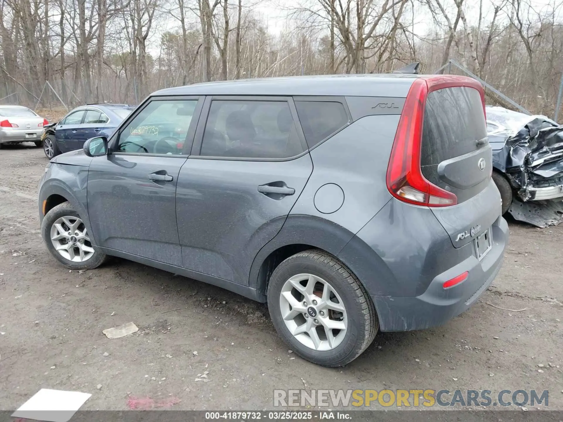 3 fotografías del automóvil dañado KNDJ23AU0L7719665 KIA SOUL 2020