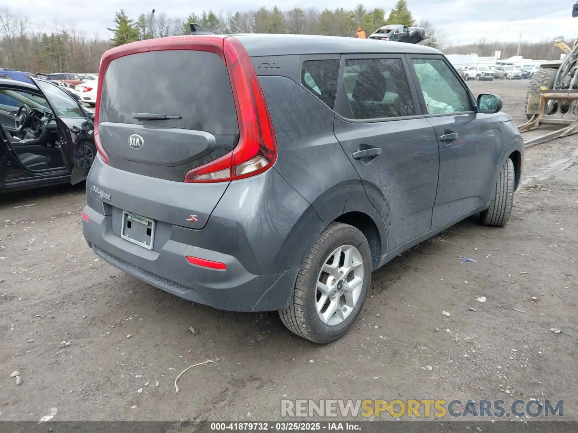 4 fotografías del automóvil dañado KNDJ23AU0L7719665 KIA SOUL 2020