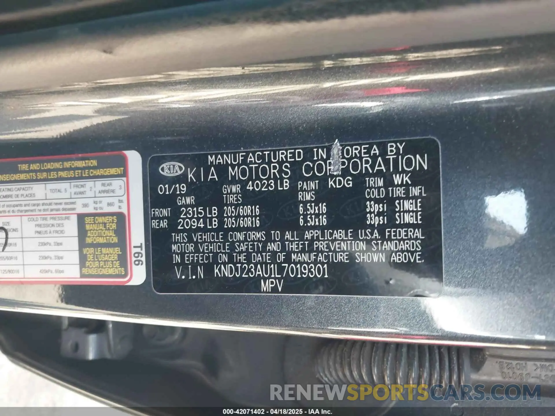 9 fotografías del automóvil dañado KNDJ23AU1L7019301 KIA SOUL 2020